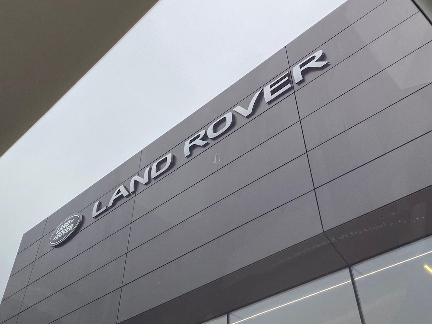 Used Land Rover Range Rover Velar 2024 for sale - 77715389: Photo 43