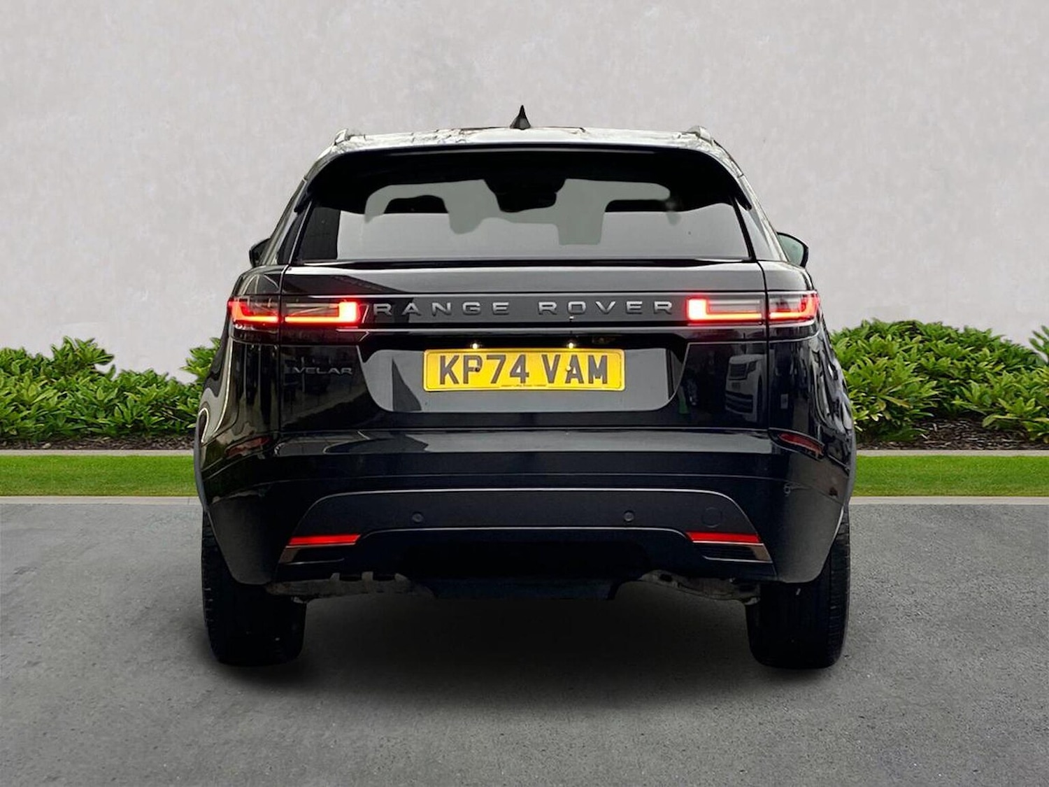 Used Land Rover Range Rover Velar 2024 for sale - 77715389: Photo 6