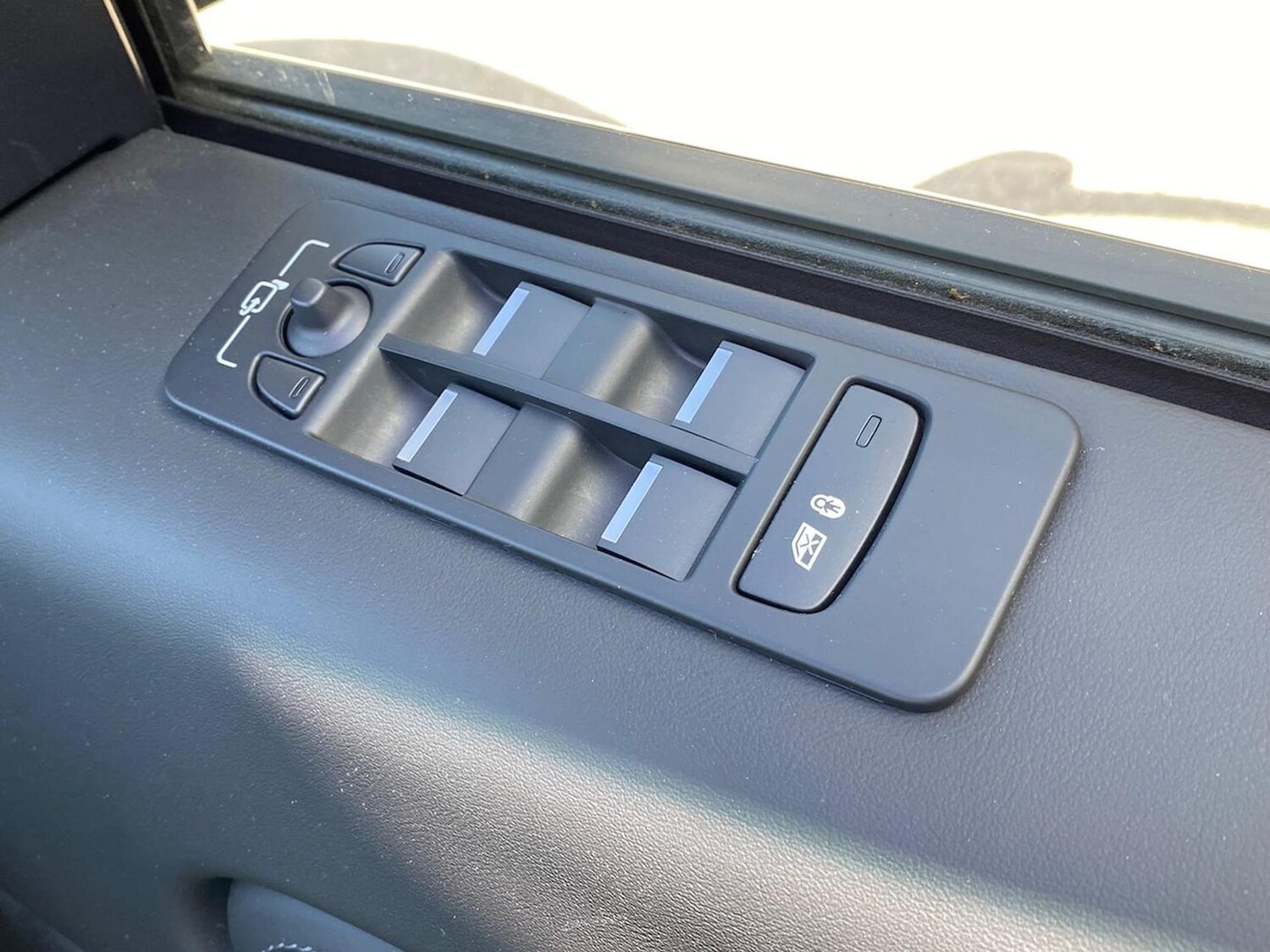 Used Land Rover Discovery Sport 2024 for sale - 78194124: Photo 24