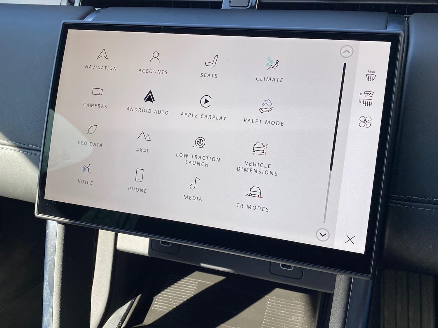 Used Land Rover Discovery Sport 2024 for sale - 78194124: Photo 31