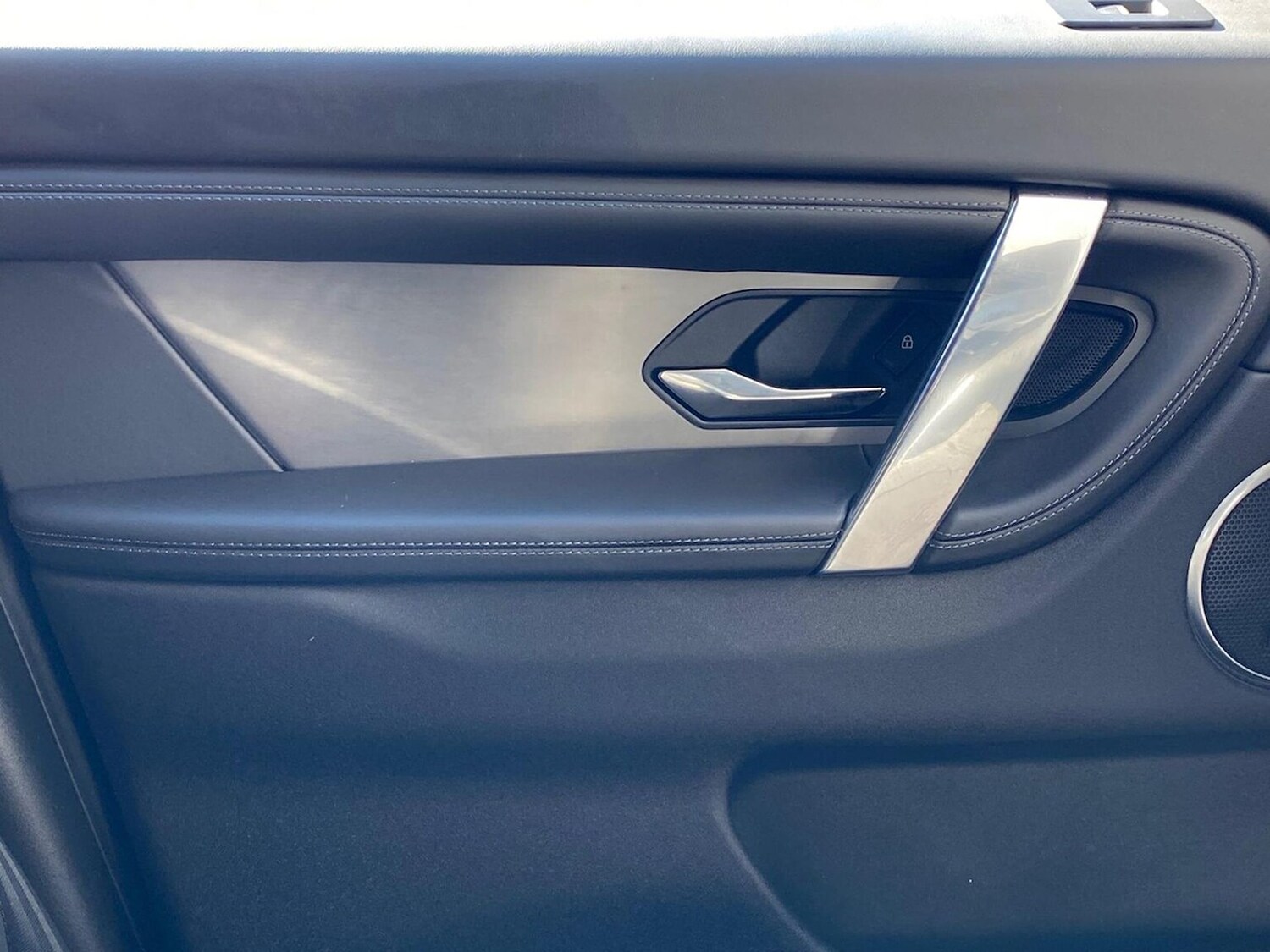 Used Land Rover Discovery Sport 2024 for sale - 78194124: Photo 43