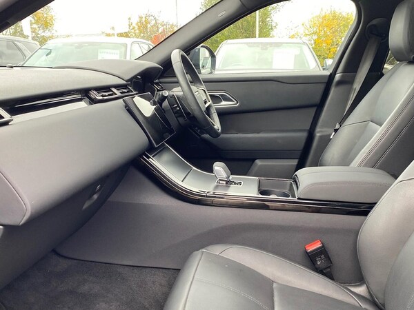 Used Land Rover Range Rover Velar 2023 for sale - 76331077: Photo 3