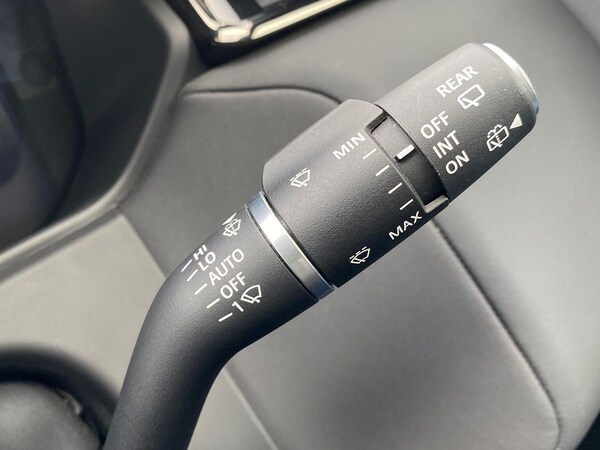 Used Land Rover Range Rover Velar 2023 for sale - 76331077: Photo 40