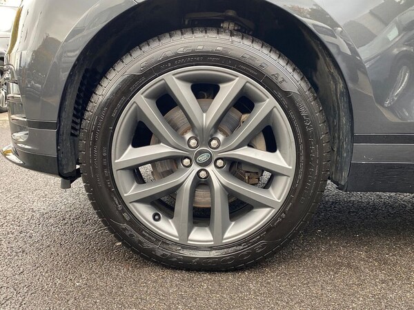 Used Land Rover Range Rover Velar 2023 for sale - 76331077: Photo 8