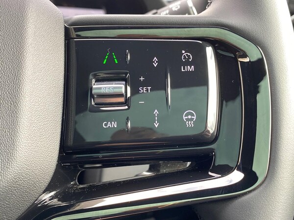 Used Land Rover Range Rover Evoque 2025 for sale - 76077738: Photo 31