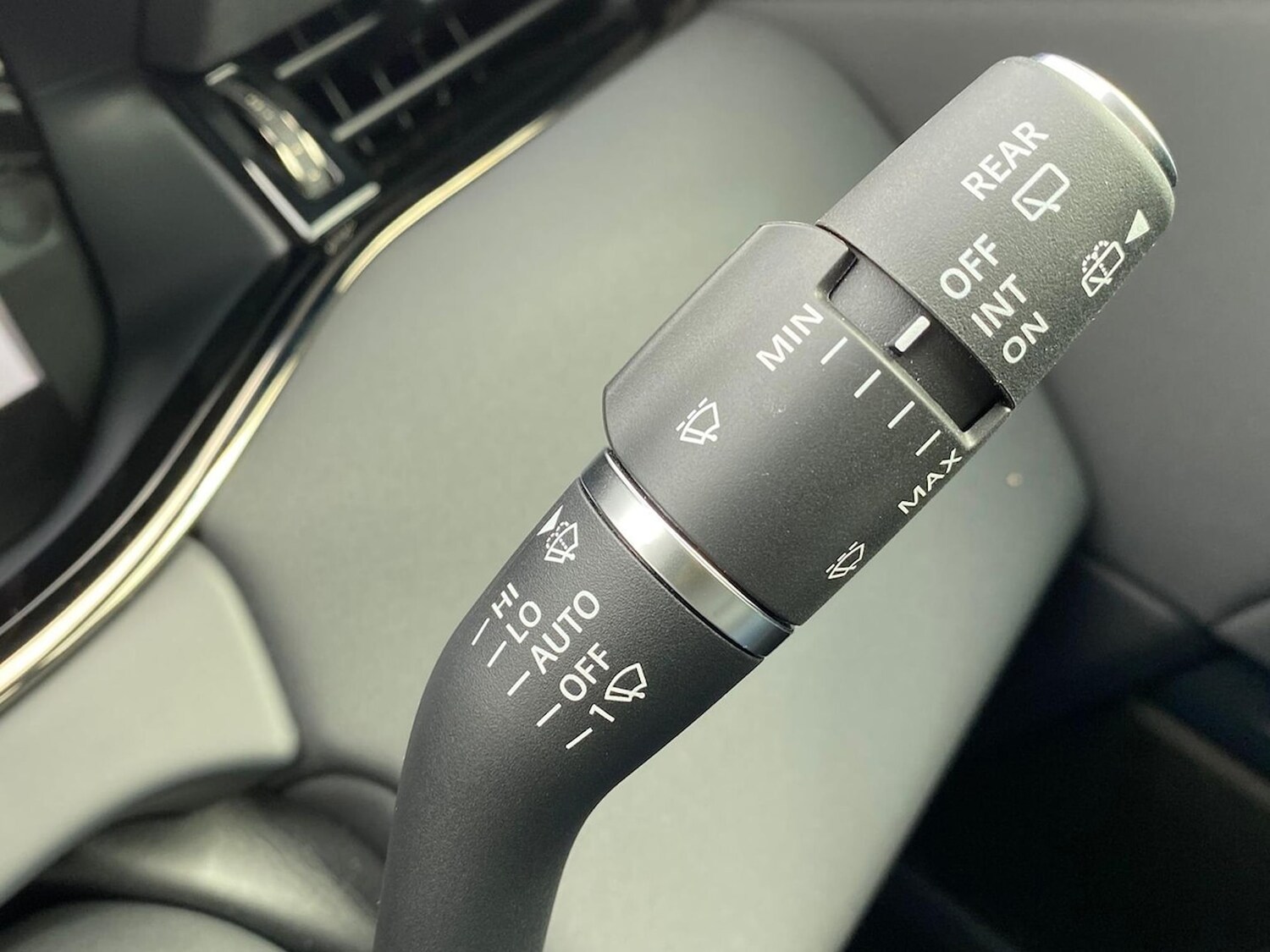 Used Land Rover Range Rover Evoque 2025 for sale - 76077738: Photo 33