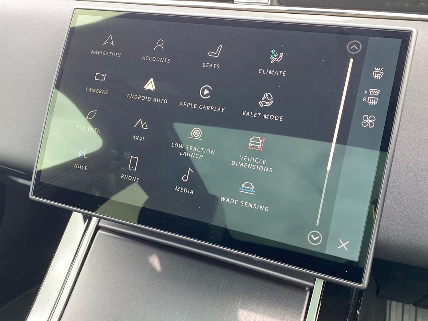 Used Land Rover Range Rover Evoque 2025 for sale - 76077738: Photo 34