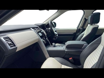 Used Land Rover Discovery 2024 for sale - 78497862: Photo