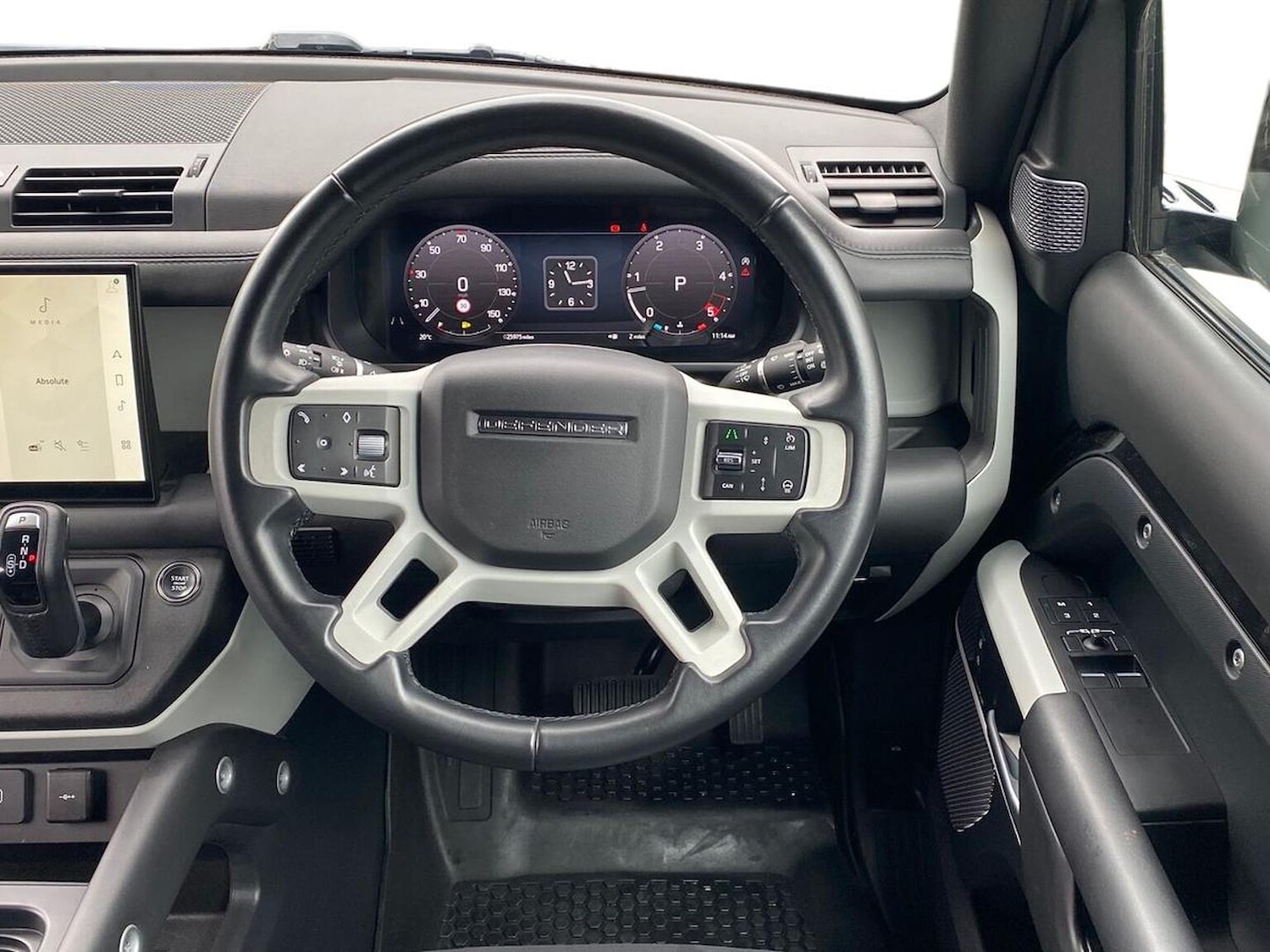 Used Land Rover Defender 2023 for sale - 78026088: Photo 15