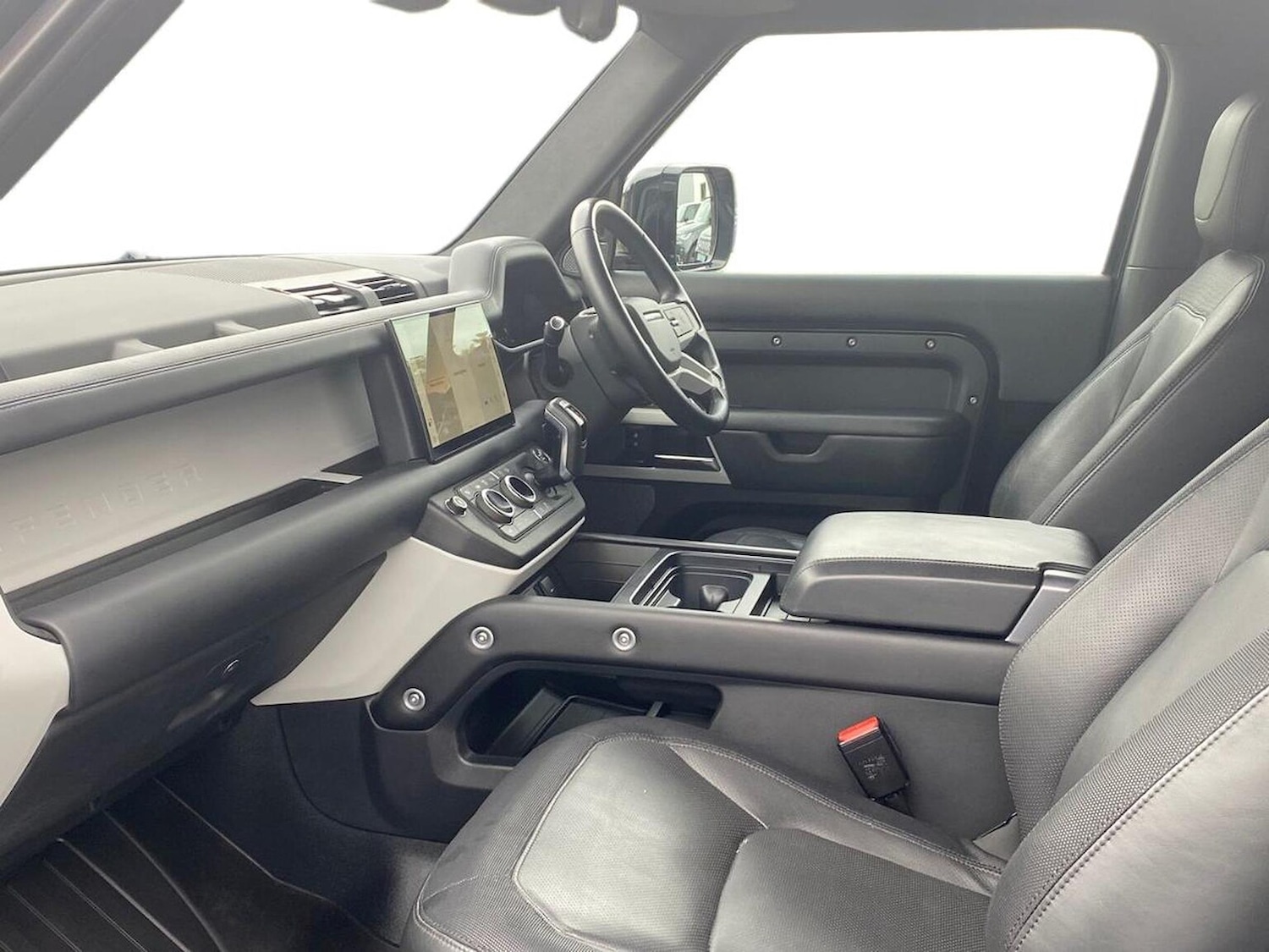 Used Land Rover Defender 2023 for sale - 78026088: Photo 3