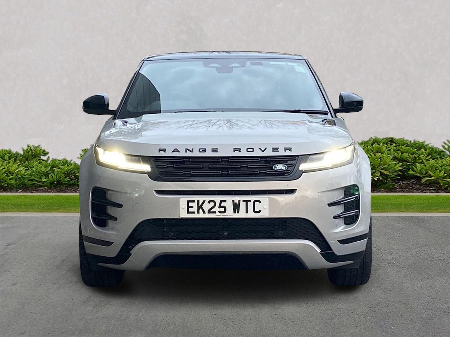 Used Land Rover Range Rover Evoque 2025 for sale - 76455193: Photo 7