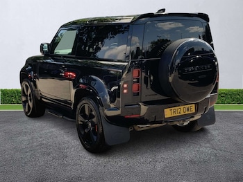 Used Land Rover Defender 2022 for sale - 79185515: Photo
