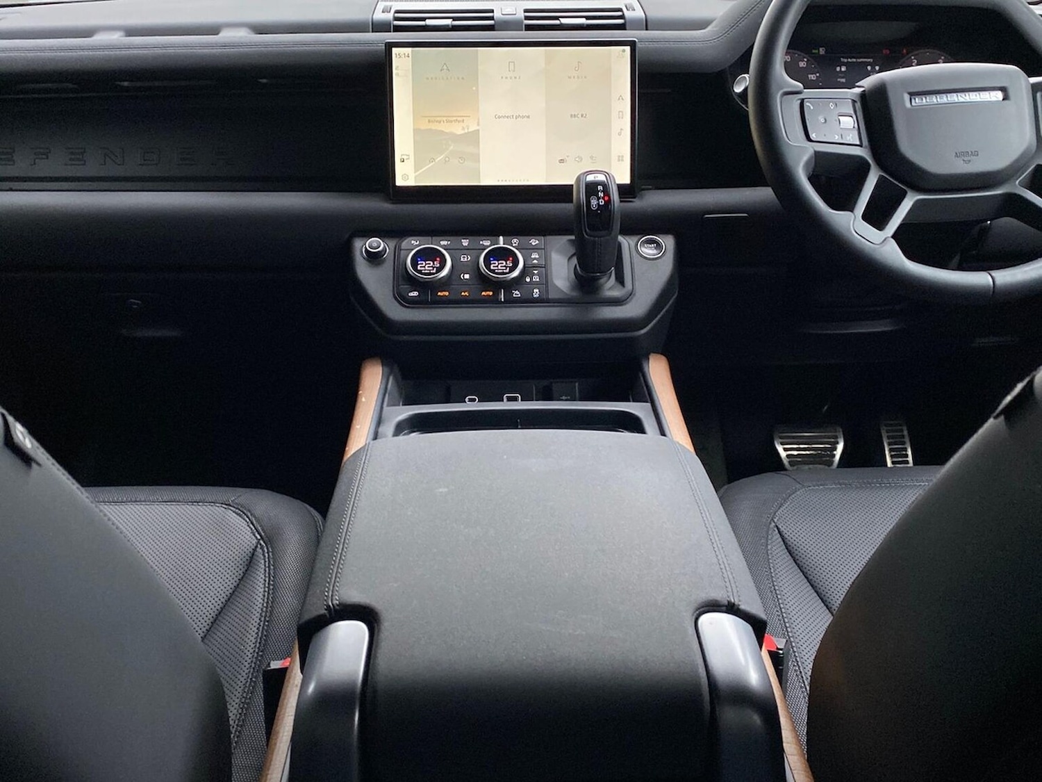 Used Land Rover Defender 2023 for sale - 77973956: Photo 14