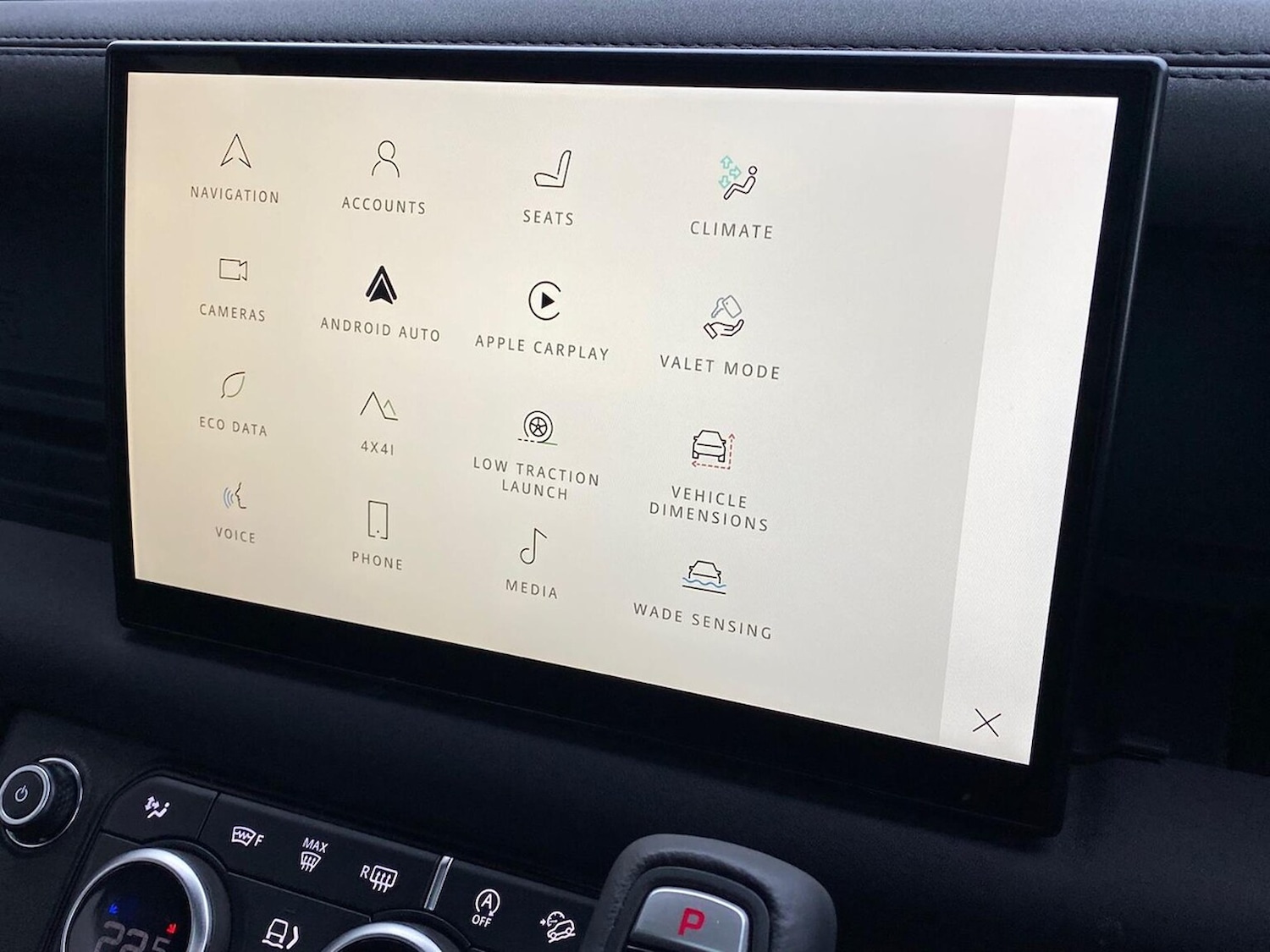 Used Land Rover Defender 2023 for sale - 77973956: Photo 30