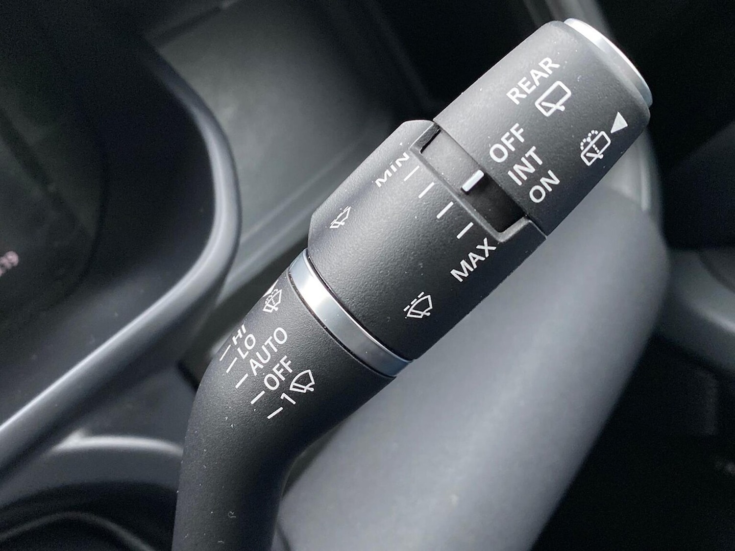 Used Land Rover Defender 2023 for sale - 77973956: Photo 38