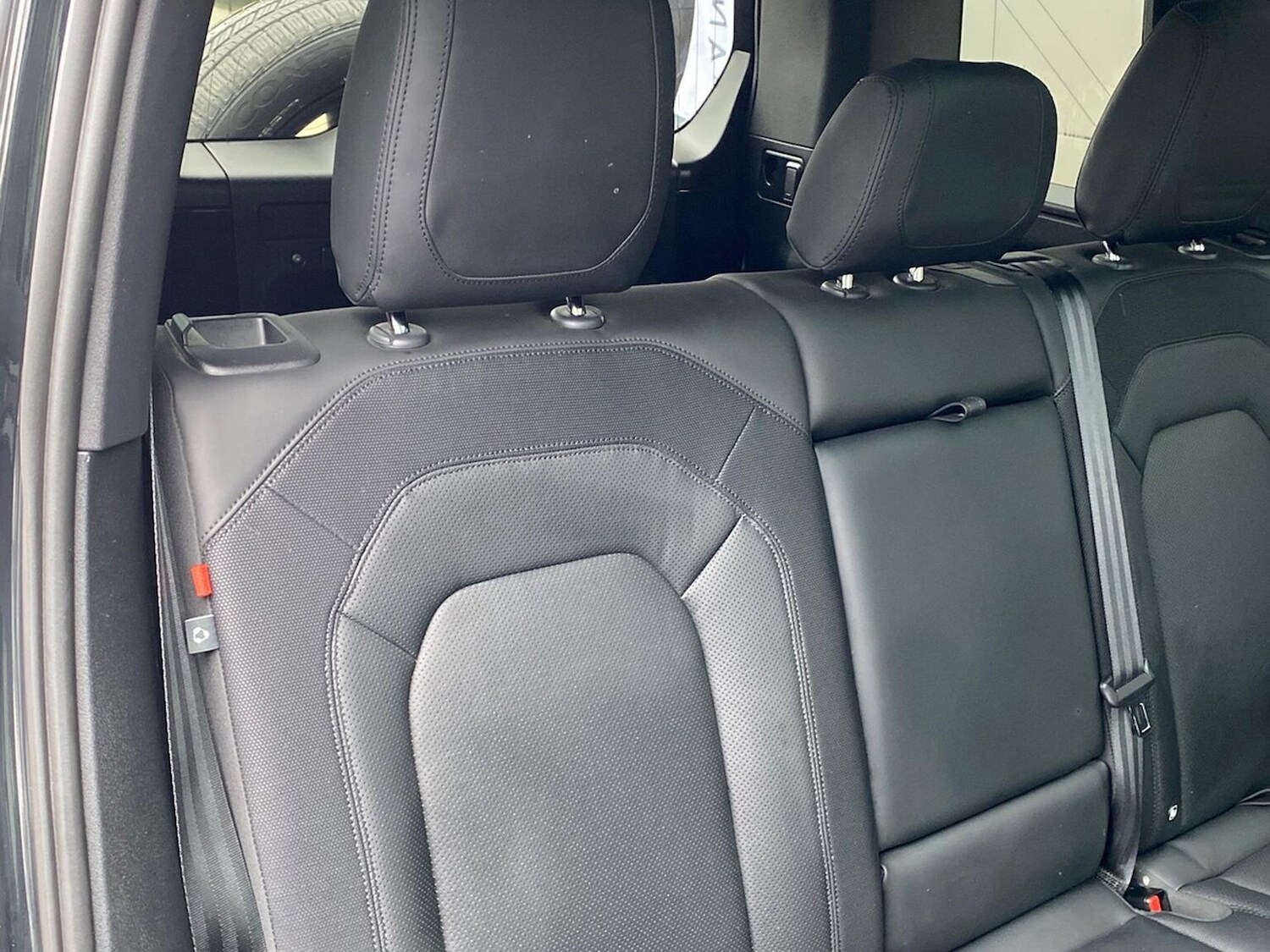 Used Land Rover Defender 2023 for sale - 77973956: Photo 42