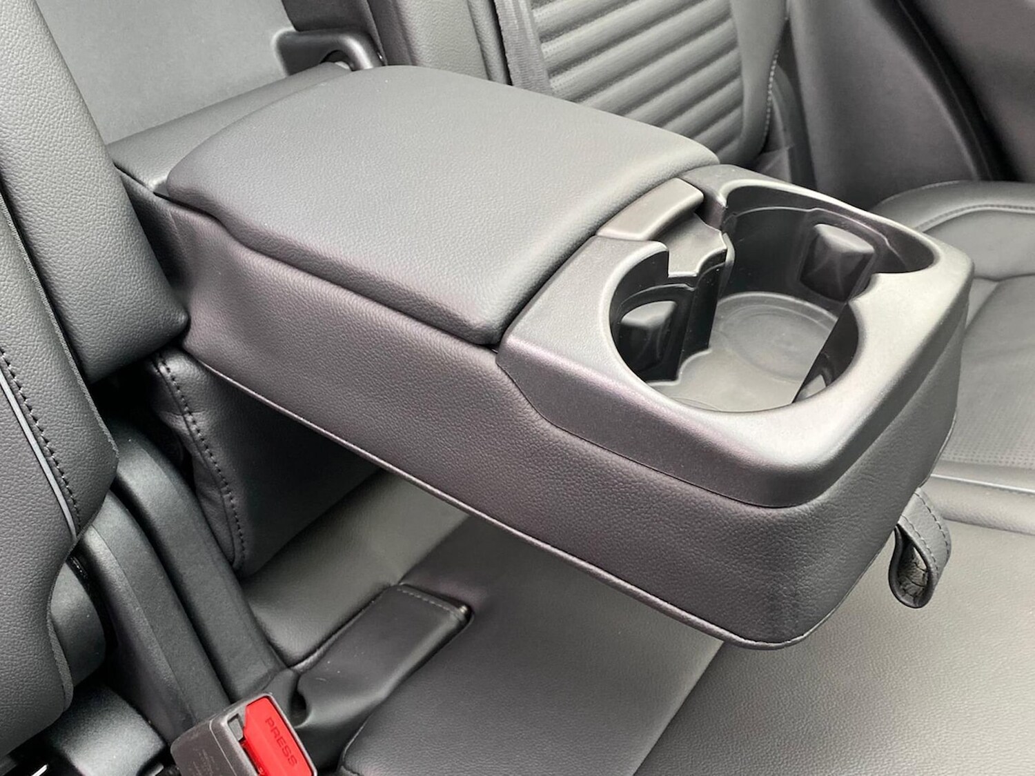 Used Land Rover Discovery Sport 2025 for sale - 78193776: Photo 45