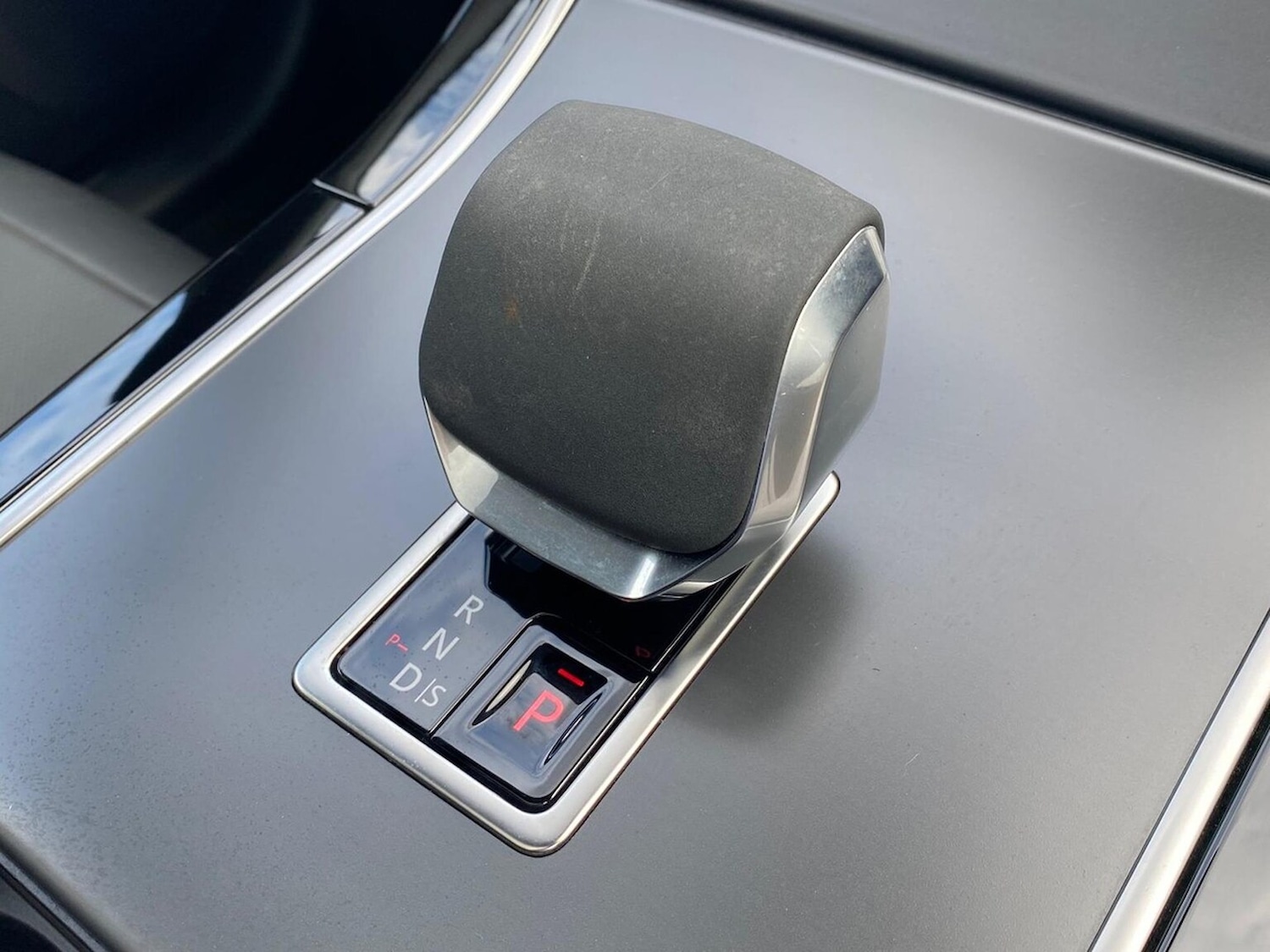 Used Land Rover Range Rover Velar 2023 for sale - 76159585: Photo 13