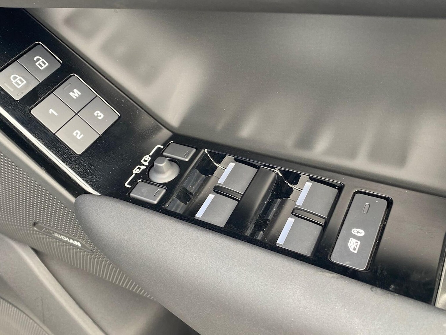 Used Land Rover Range Rover Velar 2023 for sale - 76159585: Photo 21