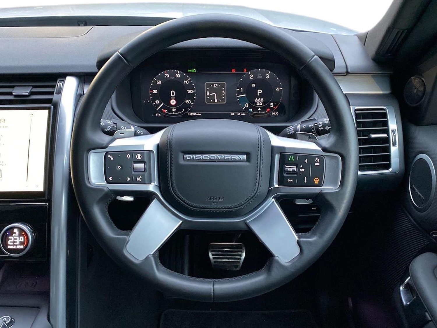 Used Land Rover Discovery 2023 for sale - 77579800: Photo 15