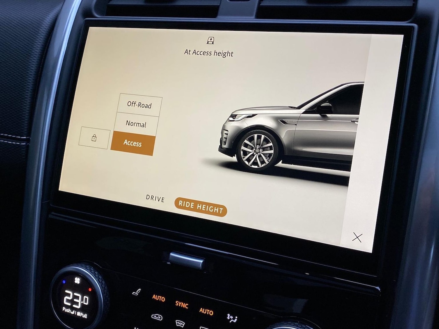 Used Land Rover Discovery 2023 for sale - 77579800: Photo 40