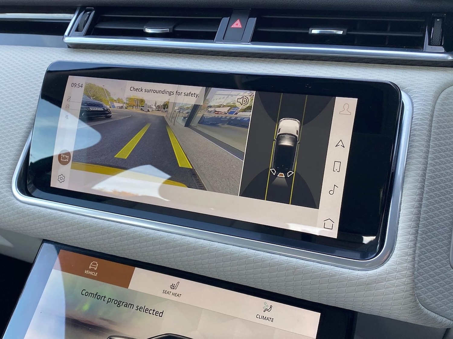 Used Land Rover Range Rover Velar 2023 for sale - 76521014: Photo 12