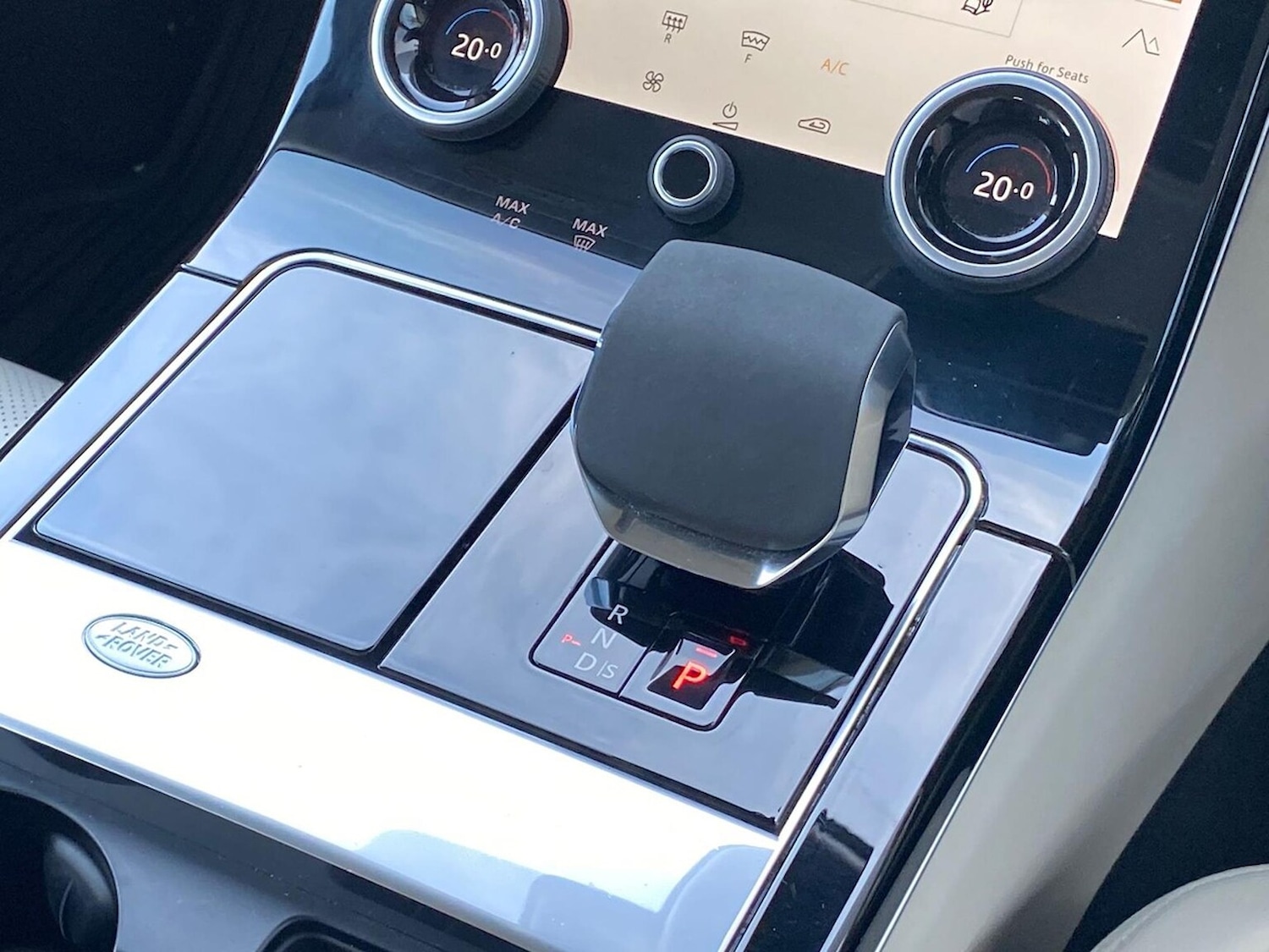 Used Land Rover Range Rover Velar 2023 for sale - 76521014: Photo 13