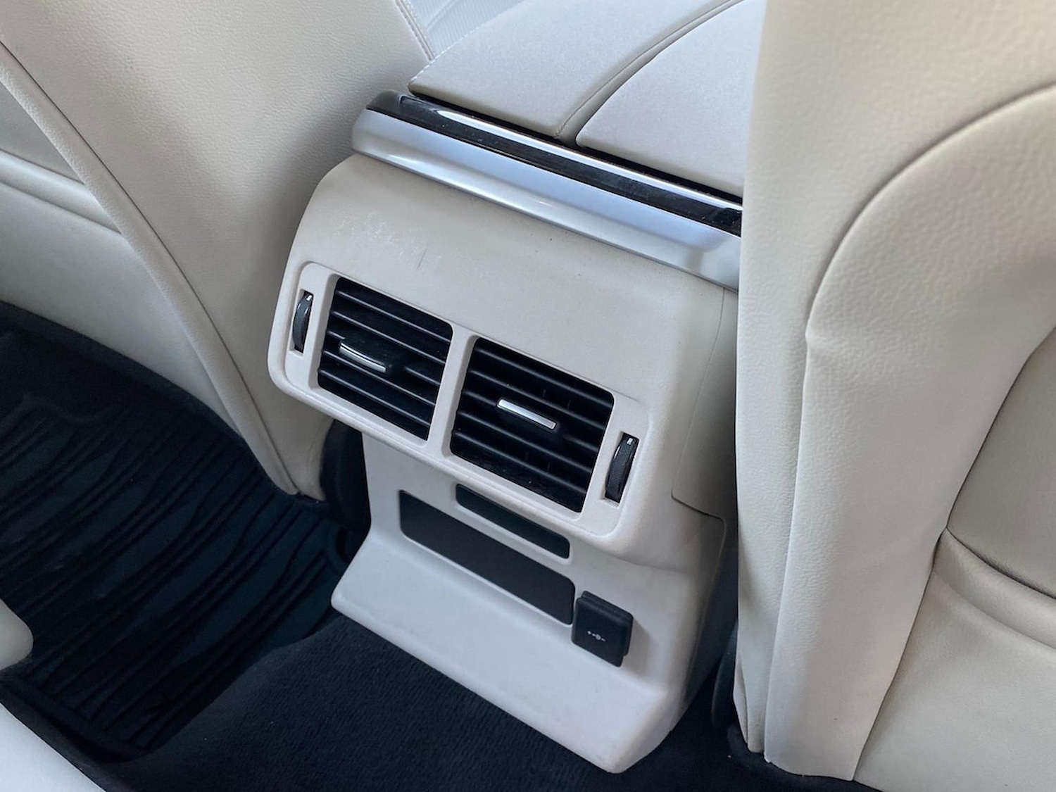 Used Land Rover Range Rover Velar 2023 for sale - 76521014: Photo 18