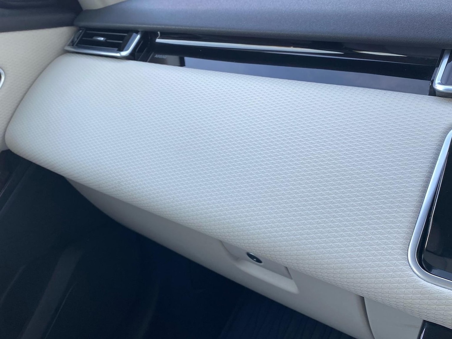 Used Land Rover Range Rover Velar 2023 for sale - 76521014: Photo 36