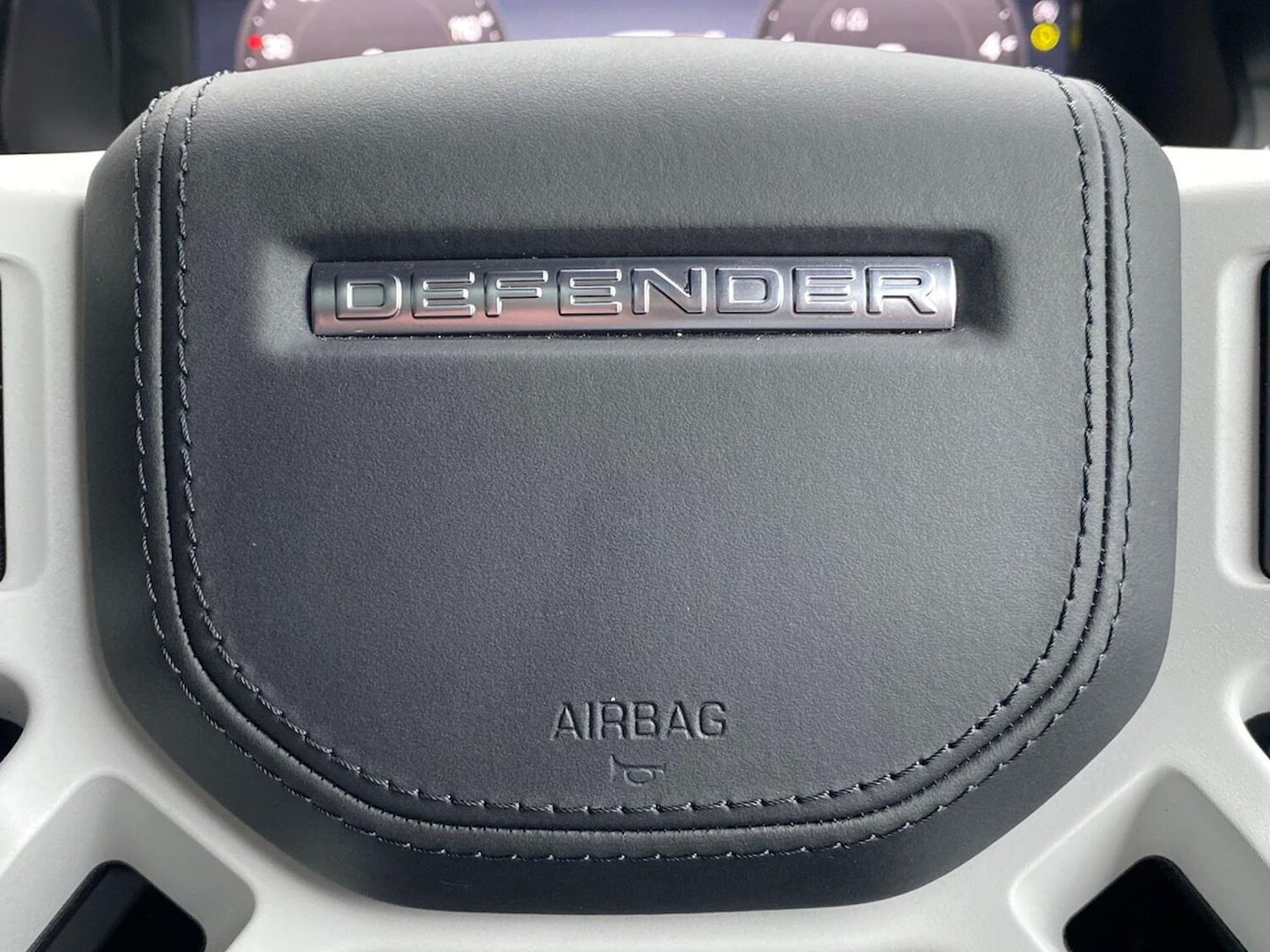 Used Land Rover Defender 2024 for sale - 77888652: Photo 32