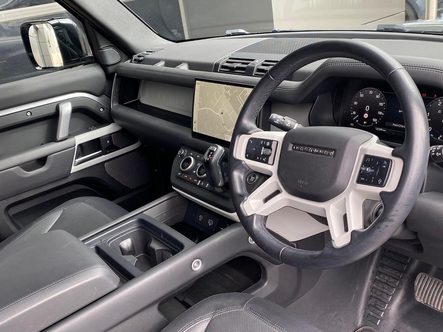 Used Land Rover Defender 2024 for sale - 78193807: Photo 26