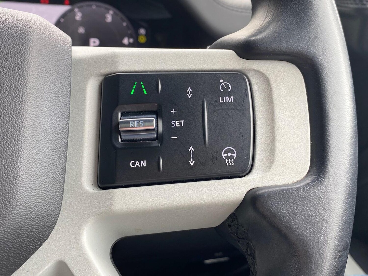 Used Land Rover Defender 2024 for sale - 78193807: Photo 34