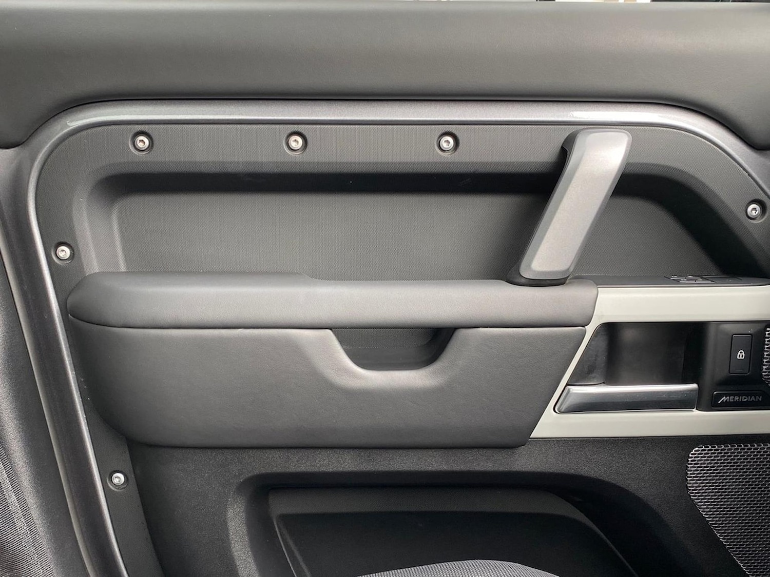 Used Land Rover Defender 2024 for sale - 78193807: Photo 39