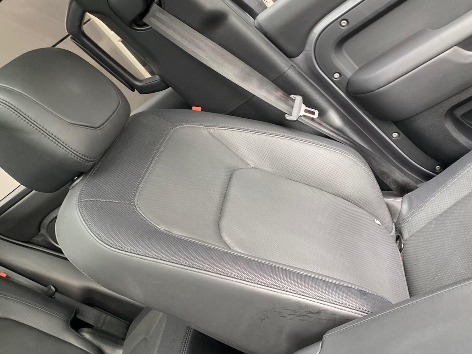 Used Land Rover Defender 2024 for sale - 78193807: Photo 40