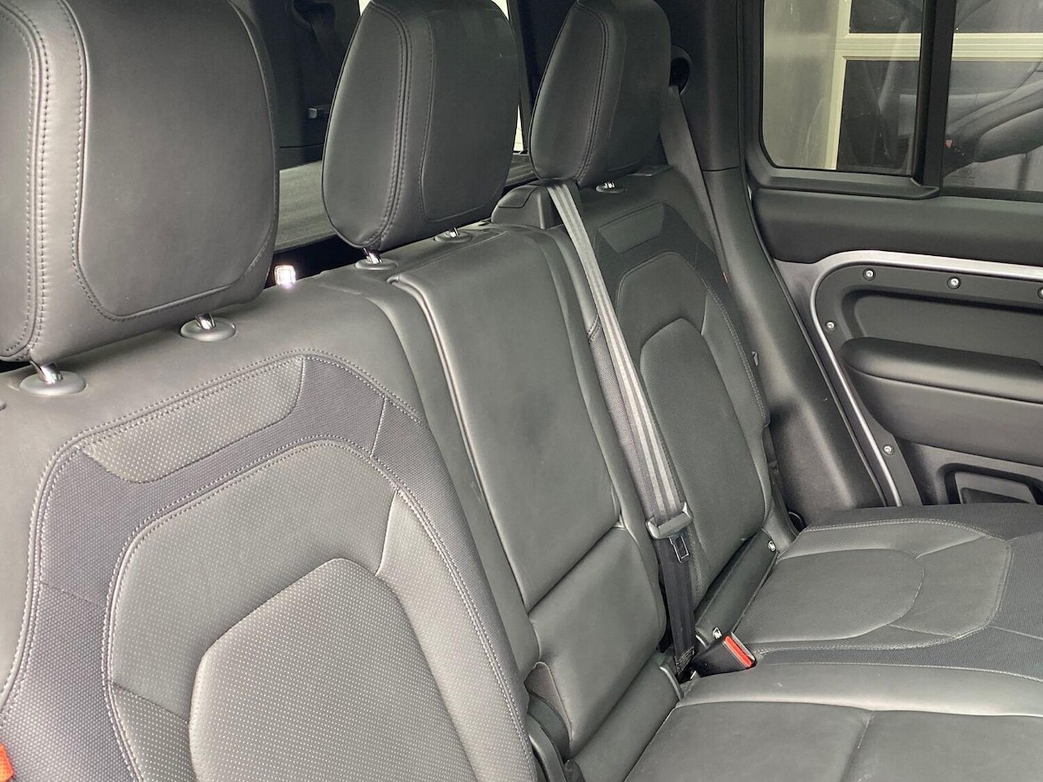 Used Land Rover Defender 2024 for sale - 78193807: Photo 42