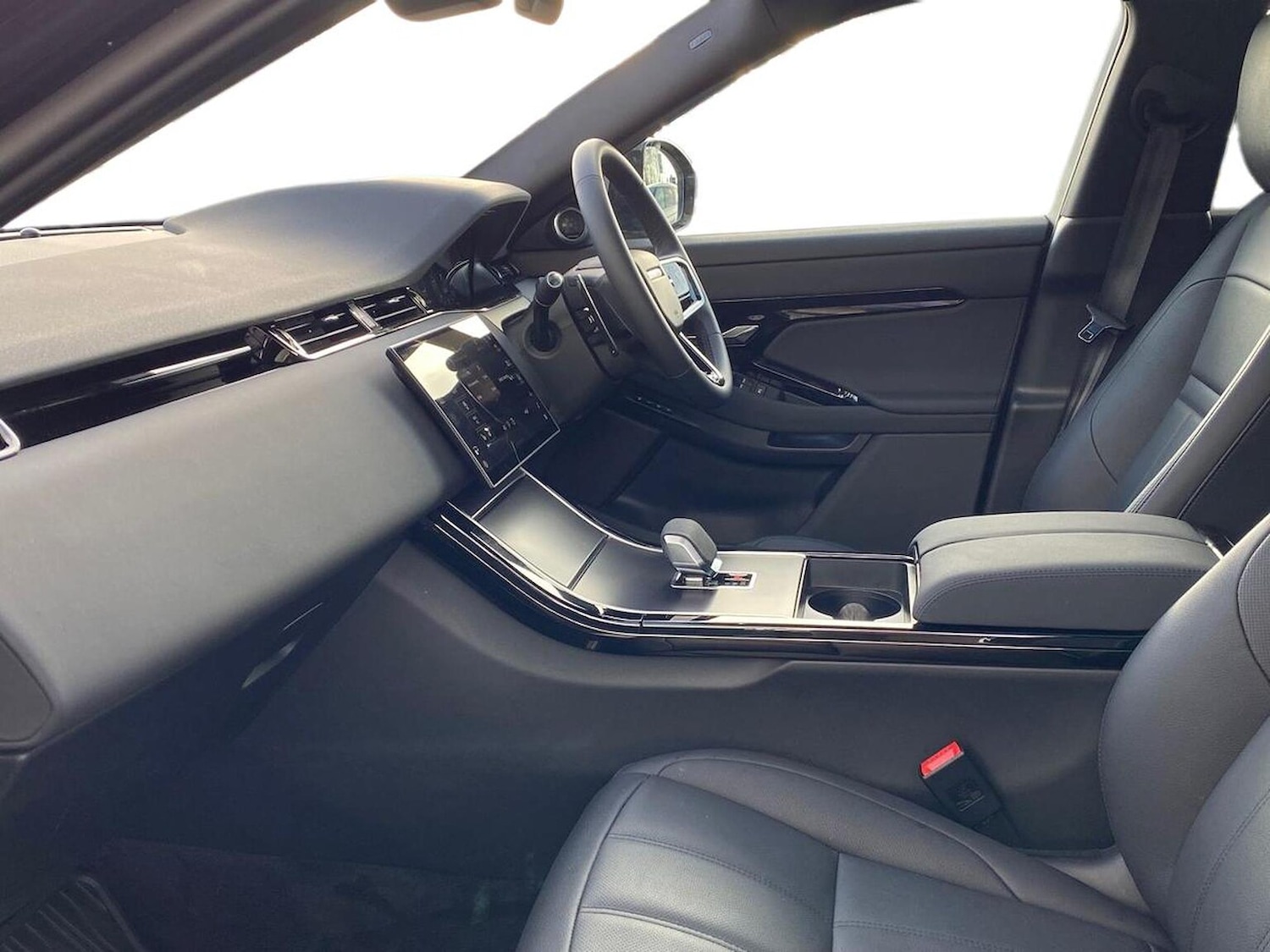 Used Land Rover Range Rover Evoque 2025 for sale - 78193917: Photo 5