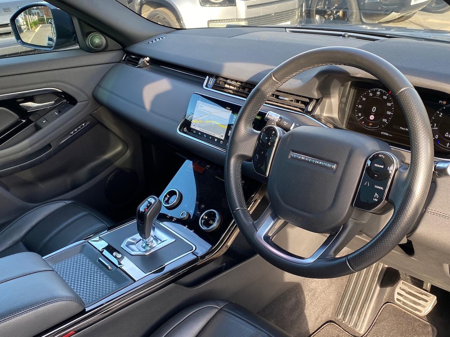 Used Land Rover Range Rover Evoque 2019 for sale - 76594910: Photo 33