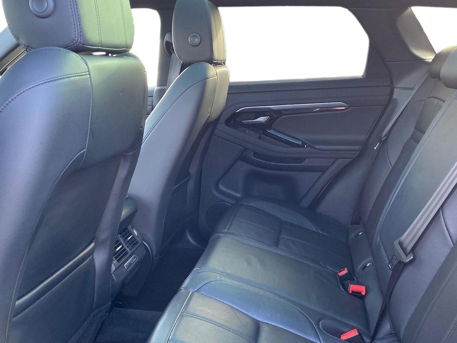 Used Land Rover Range Rover Evoque 2019 for sale - 76594910: Photo 4