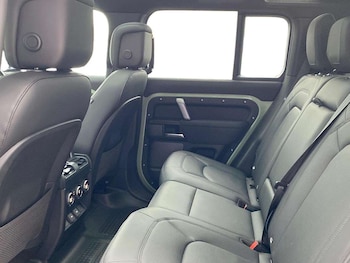 Used Land Rover Defender 2023 for sale - 78310373: Photo