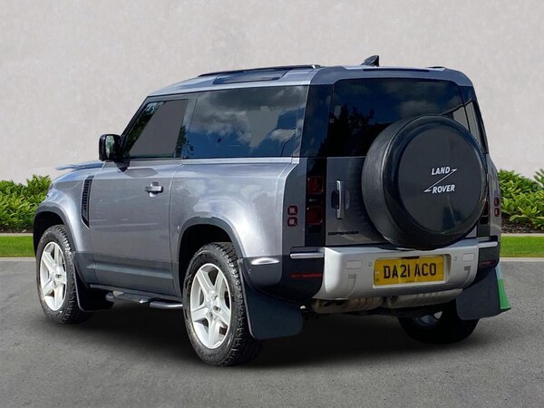 Used Land Rover Defender 2021 for sale - 76193202: Photo 2