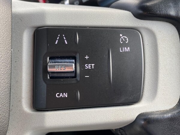 Used Land Rover Defender 2021 for sale - 76193202: Photo 39