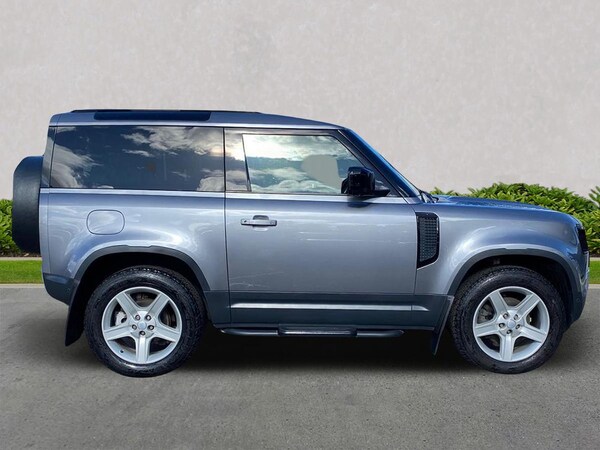 Used Land Rover Defender 2021 for sale - 76193202: Photo 5