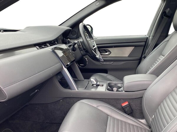 Used Land Rover Discovery Sport 2024 for sale - 76207460: Photo 3