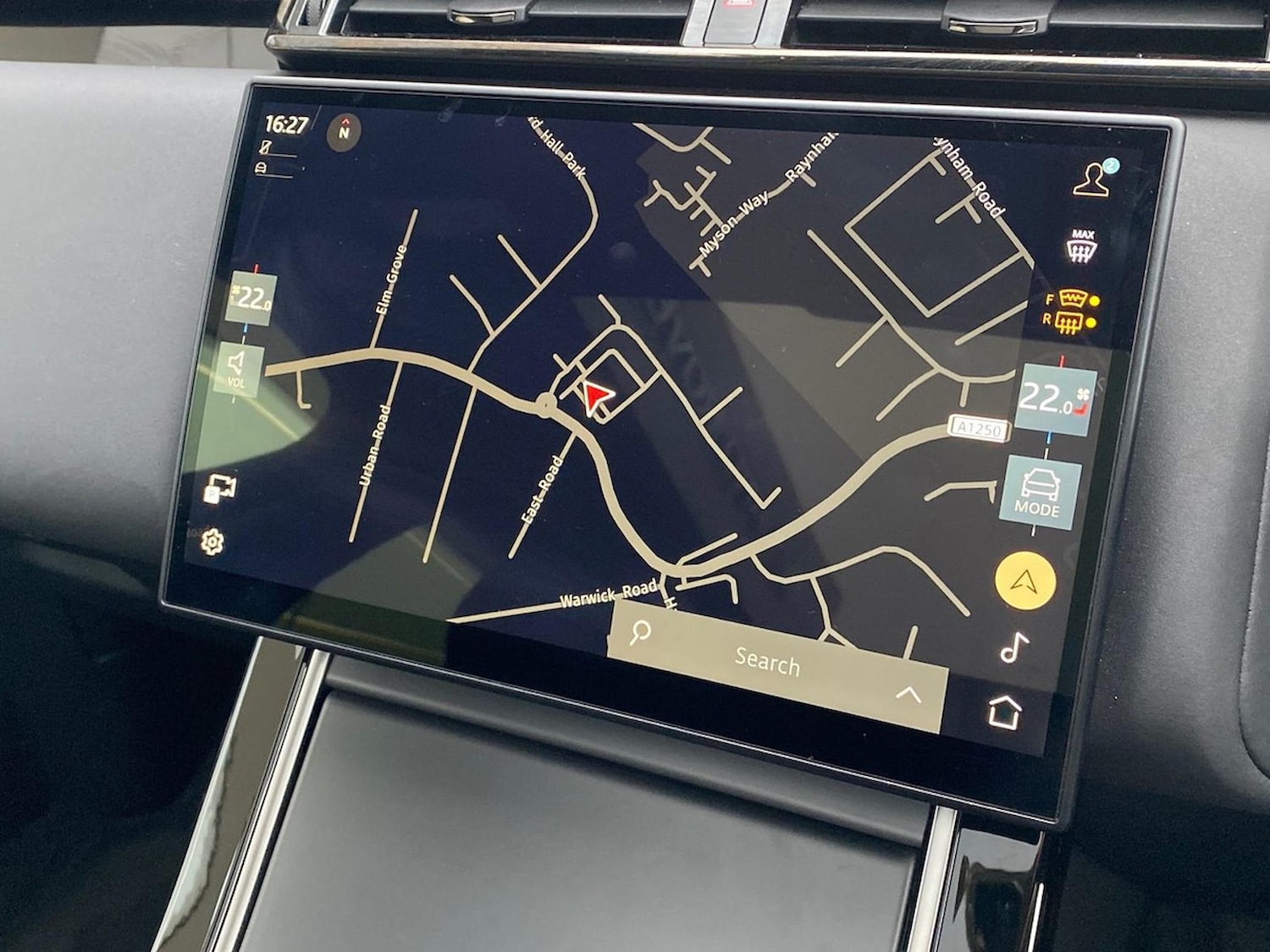 Used Land Rover Range Rover Velar 2024 for sale - 78176490: Photo 13