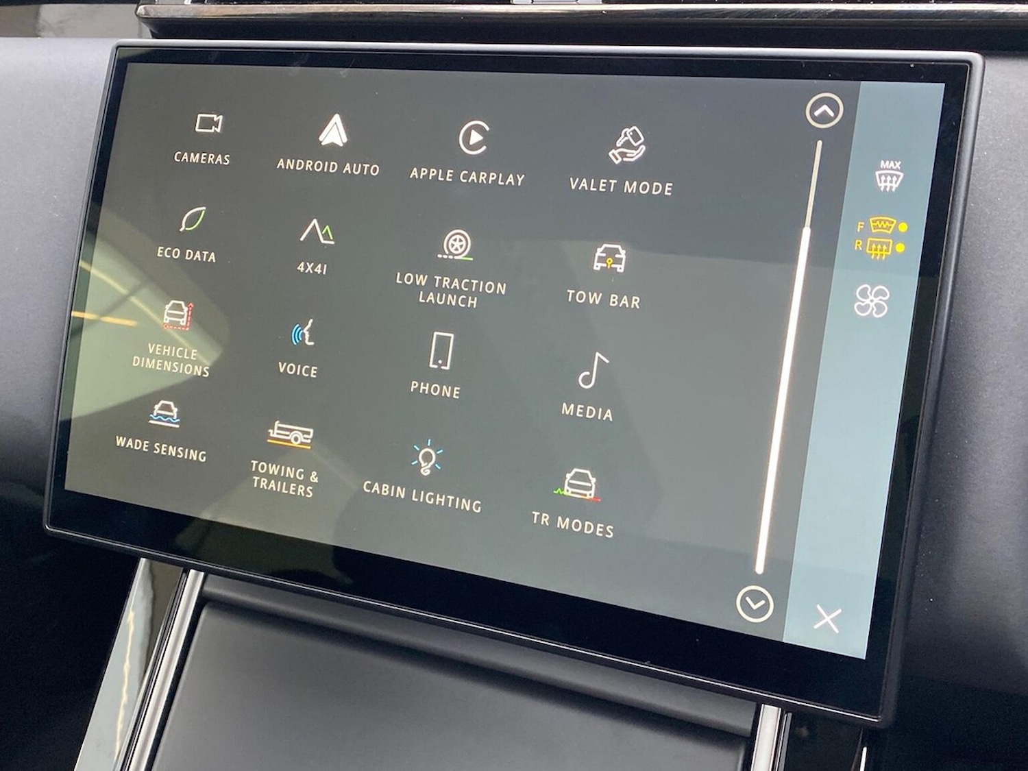 Used Land Rover Range Rover Velar 2024 for sale - 78176490: Photo 31