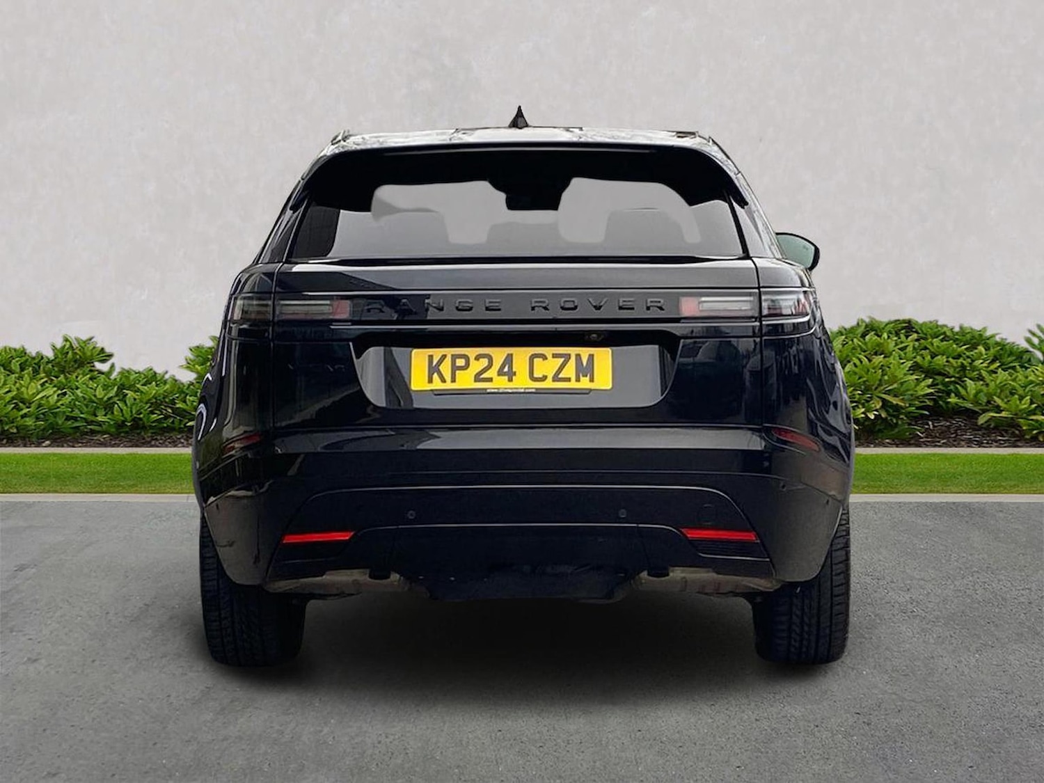 Used Land Rover Range Rover Velar 2024 for sale - 78176490: Photo 8