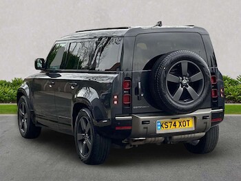 Used Land Rover Defender 2024 for sale - 78310597: Photo