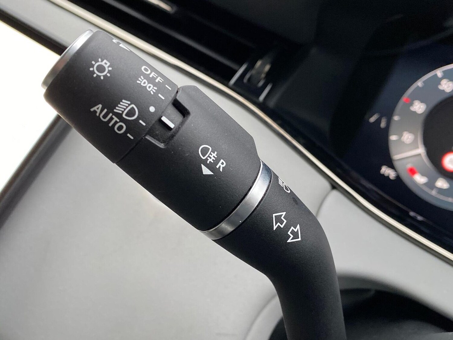 Used Land Rover Range Rover Evoque 2025 for sale - 77487723: Photo 30