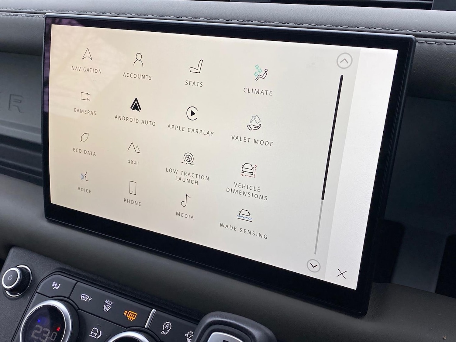 Used Land Rover Defender 2021 for sale - 76969941: Photo 34