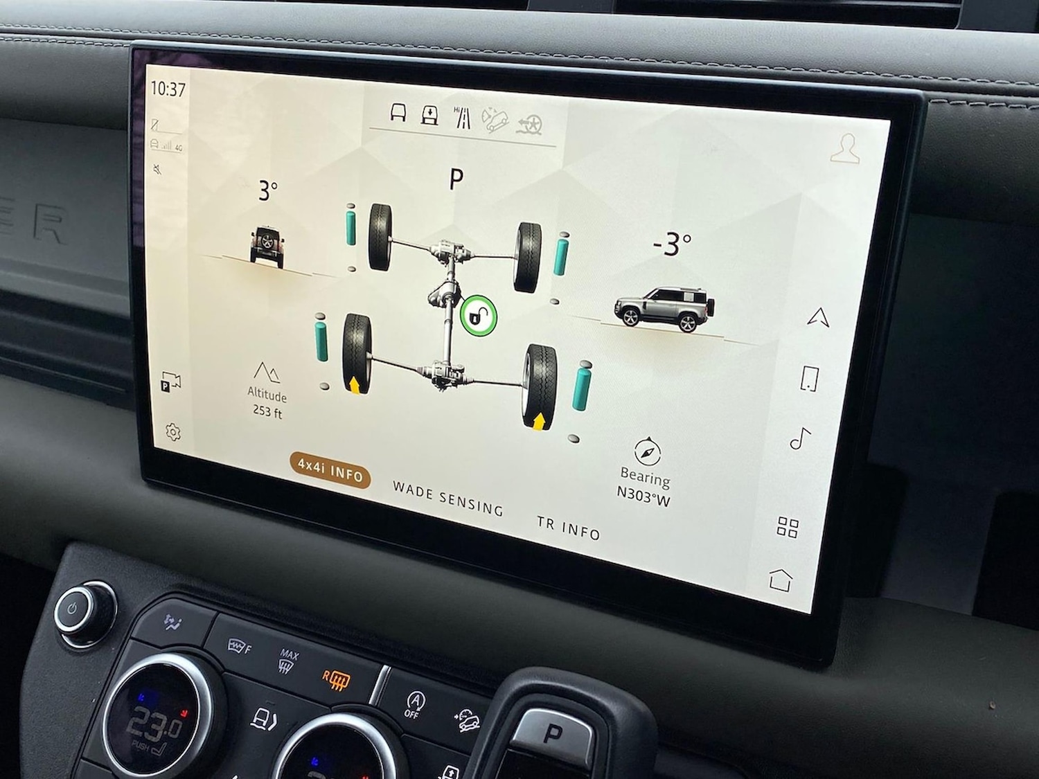 Used Land Rover Defender 2021 for sale - 76969941: Photo 36